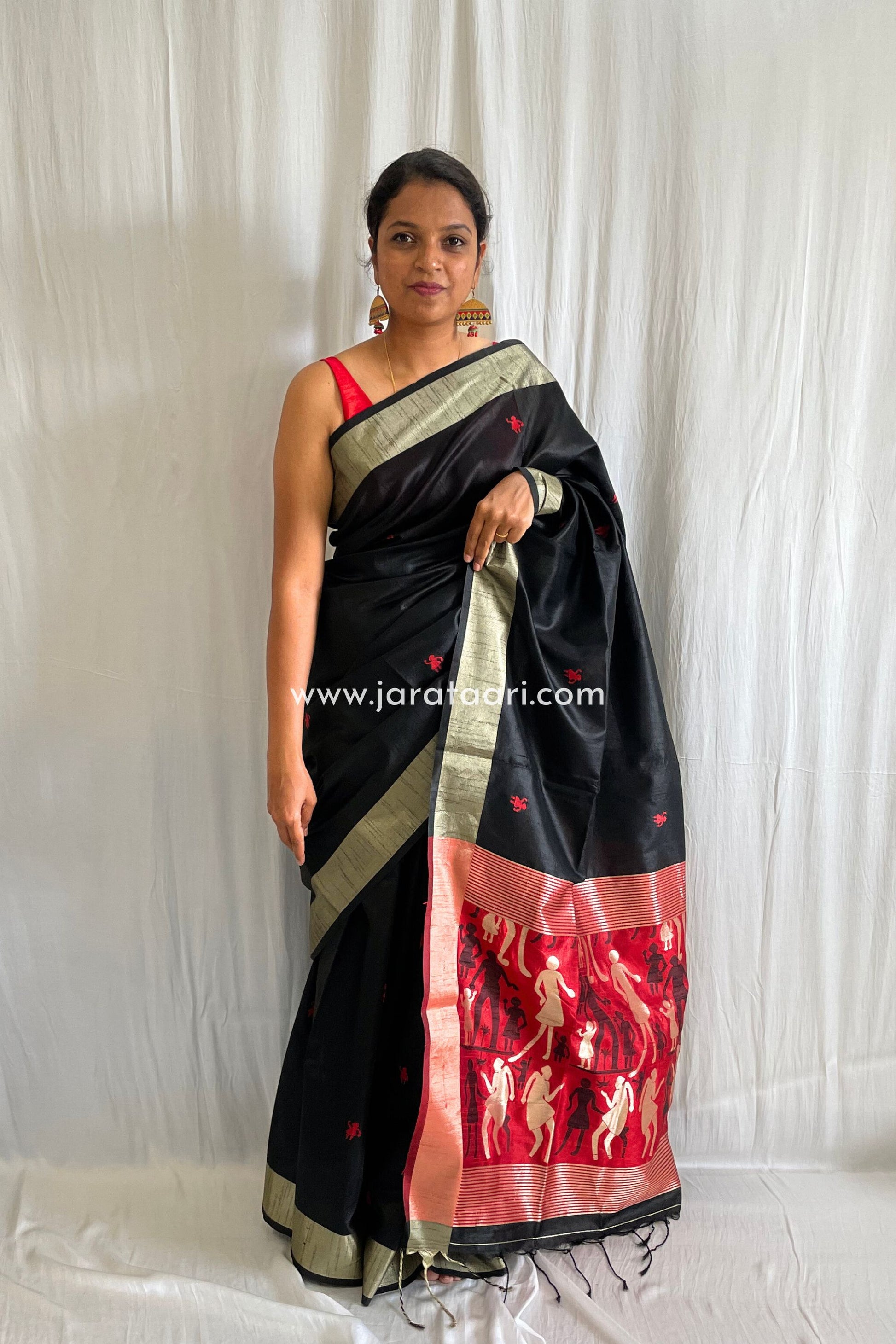 Black Red Matka Silk Saree - Soha | Jarataari