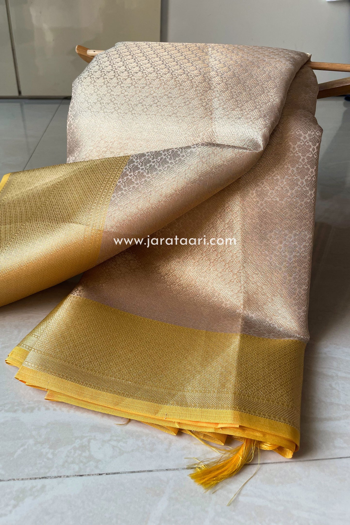 Janhavi Tissue Silk Saree