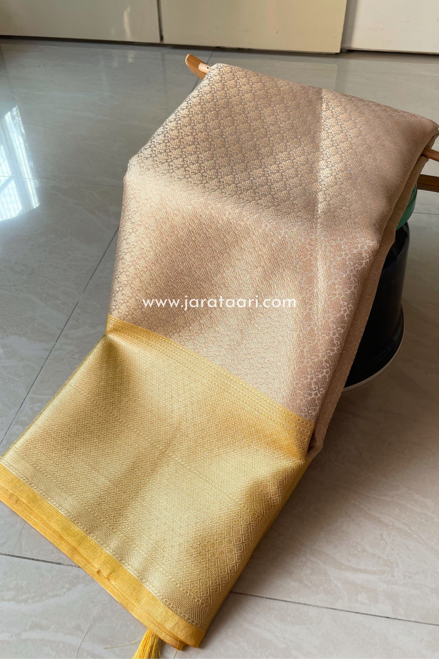 Janhavi Tissue Silk Saree