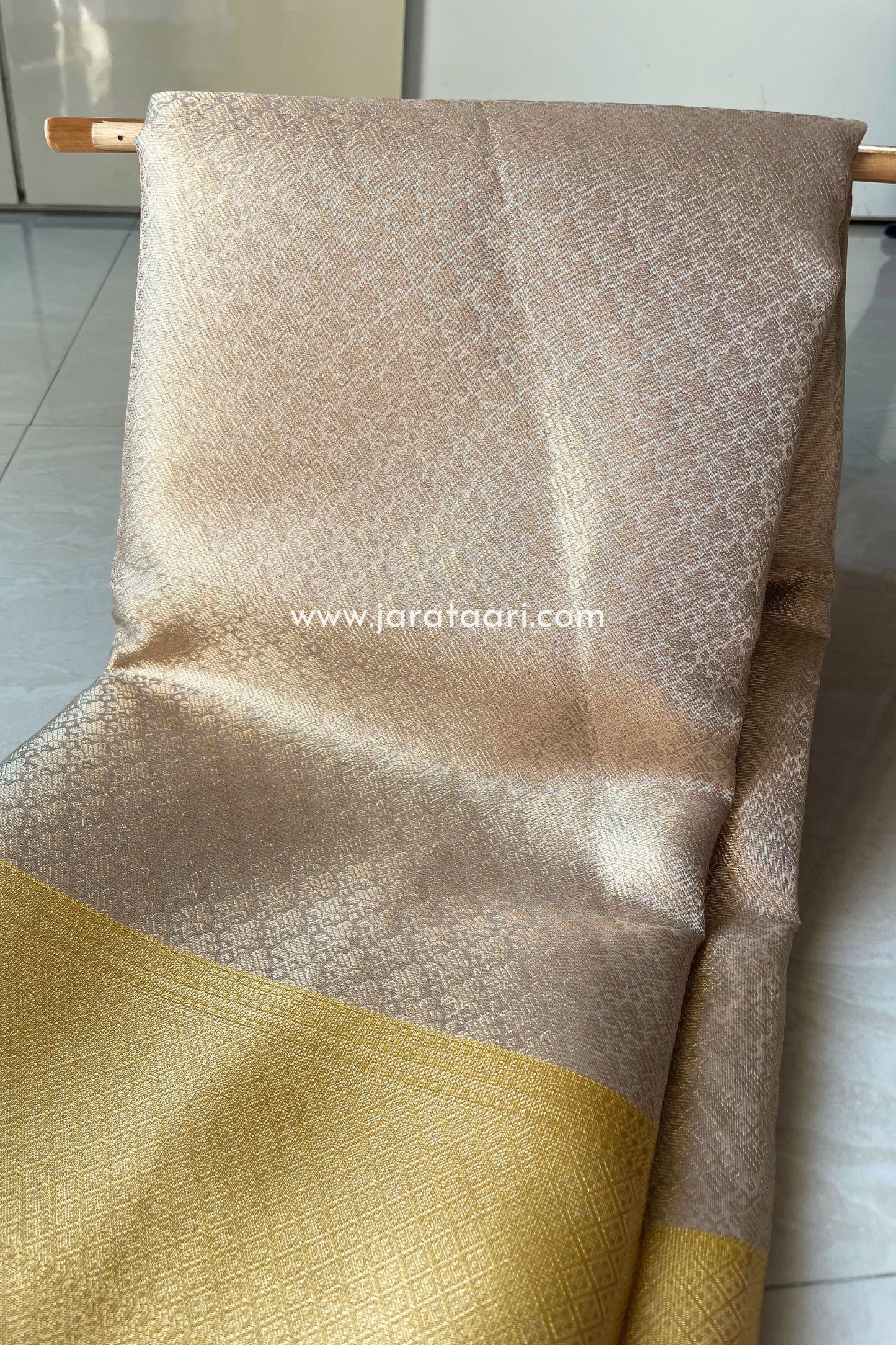 Janhavi Tissue Silk Saree