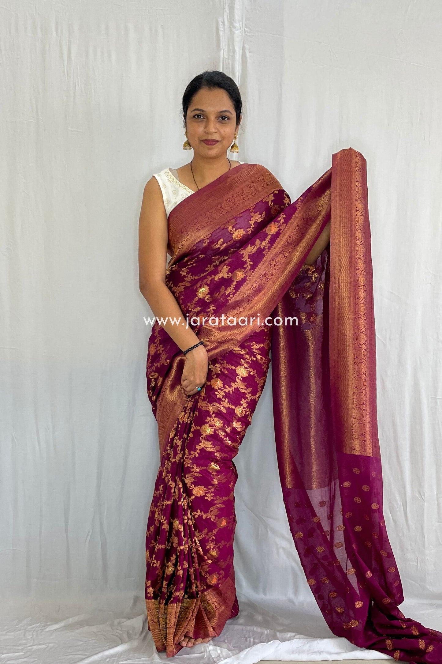 Wine Meera Saree