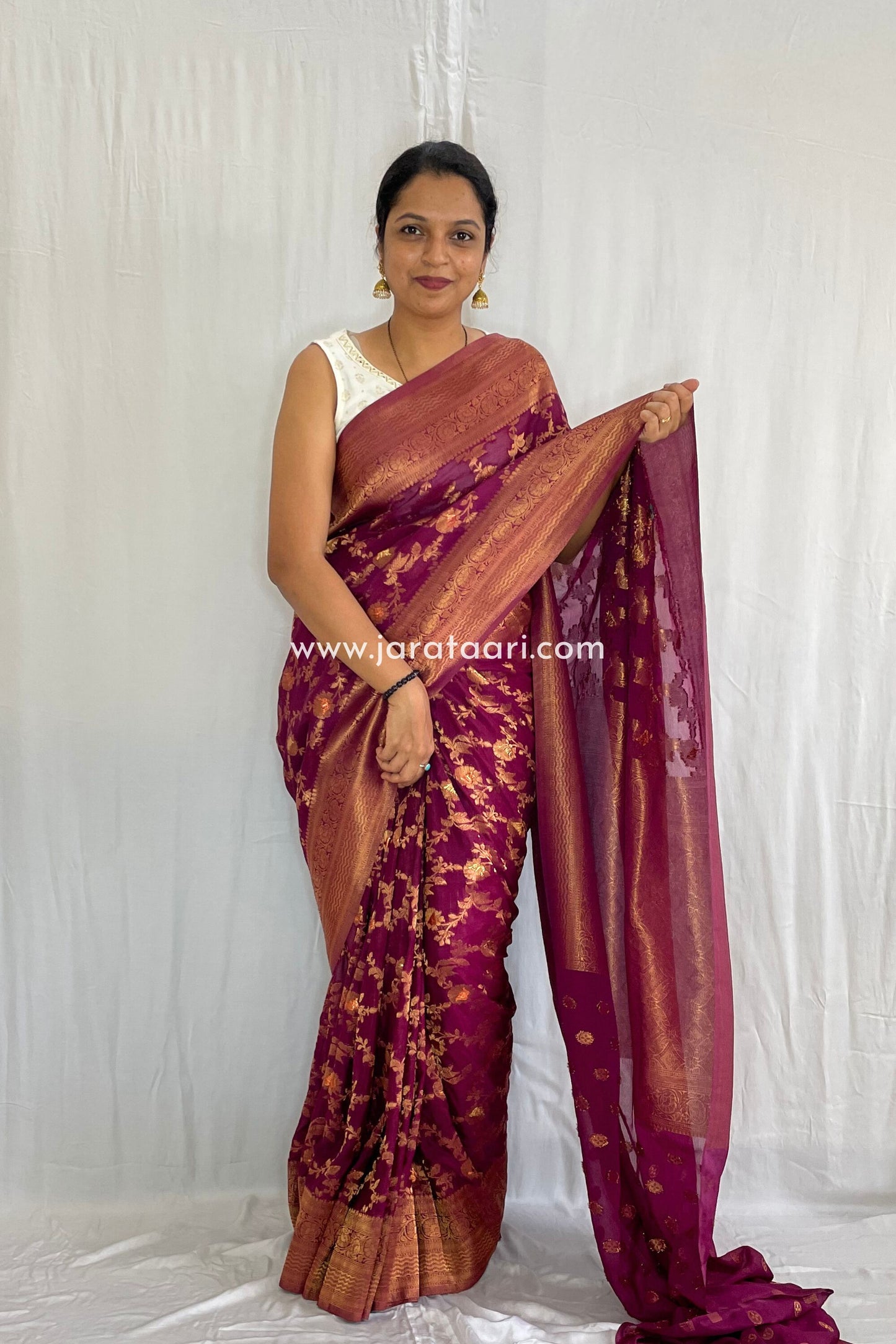 Wine Meera Saree