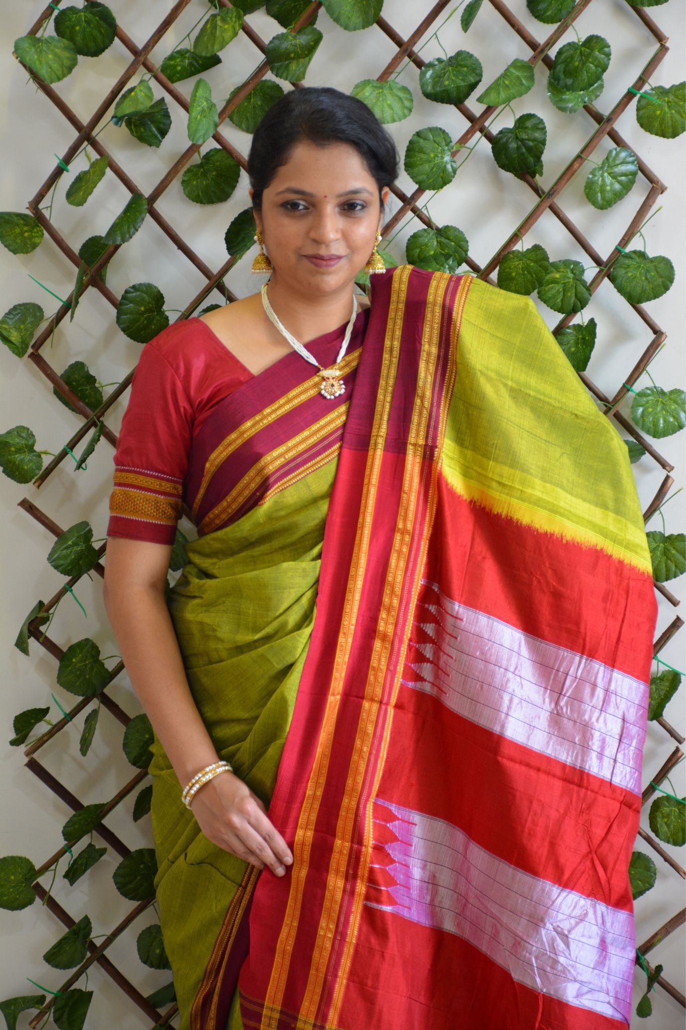 Pink Black Checks Ilkal Silk Saree - Shagun Silks & Sarees