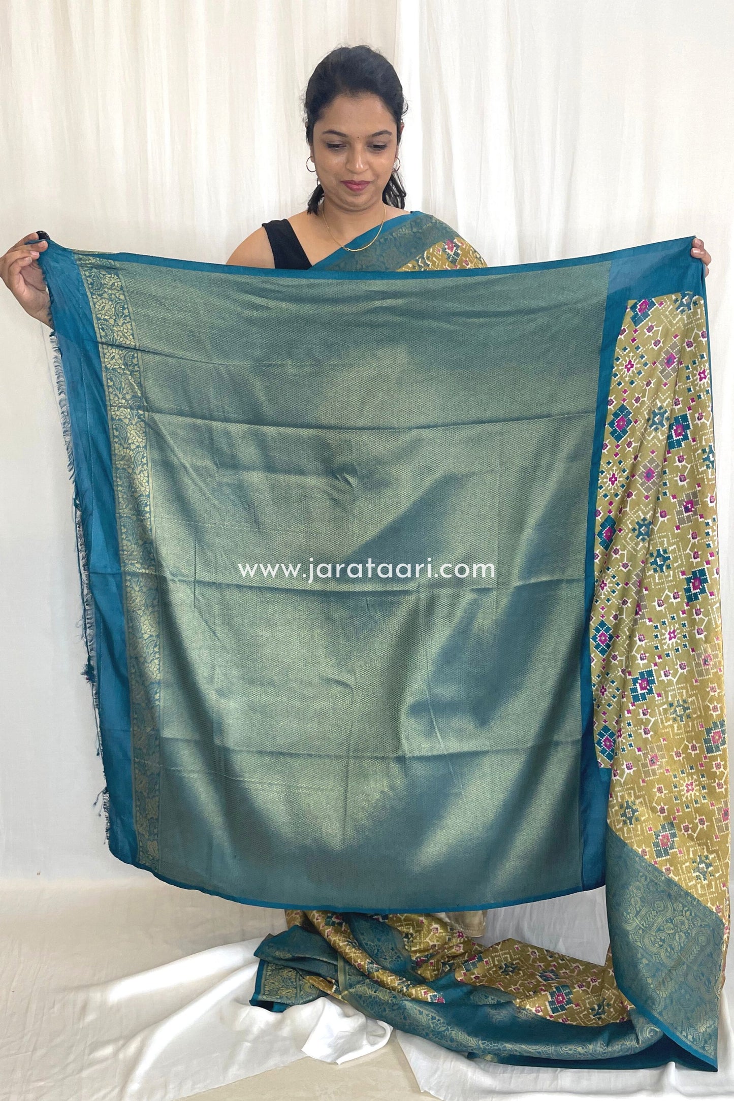 Olive Teal Suhani Saree